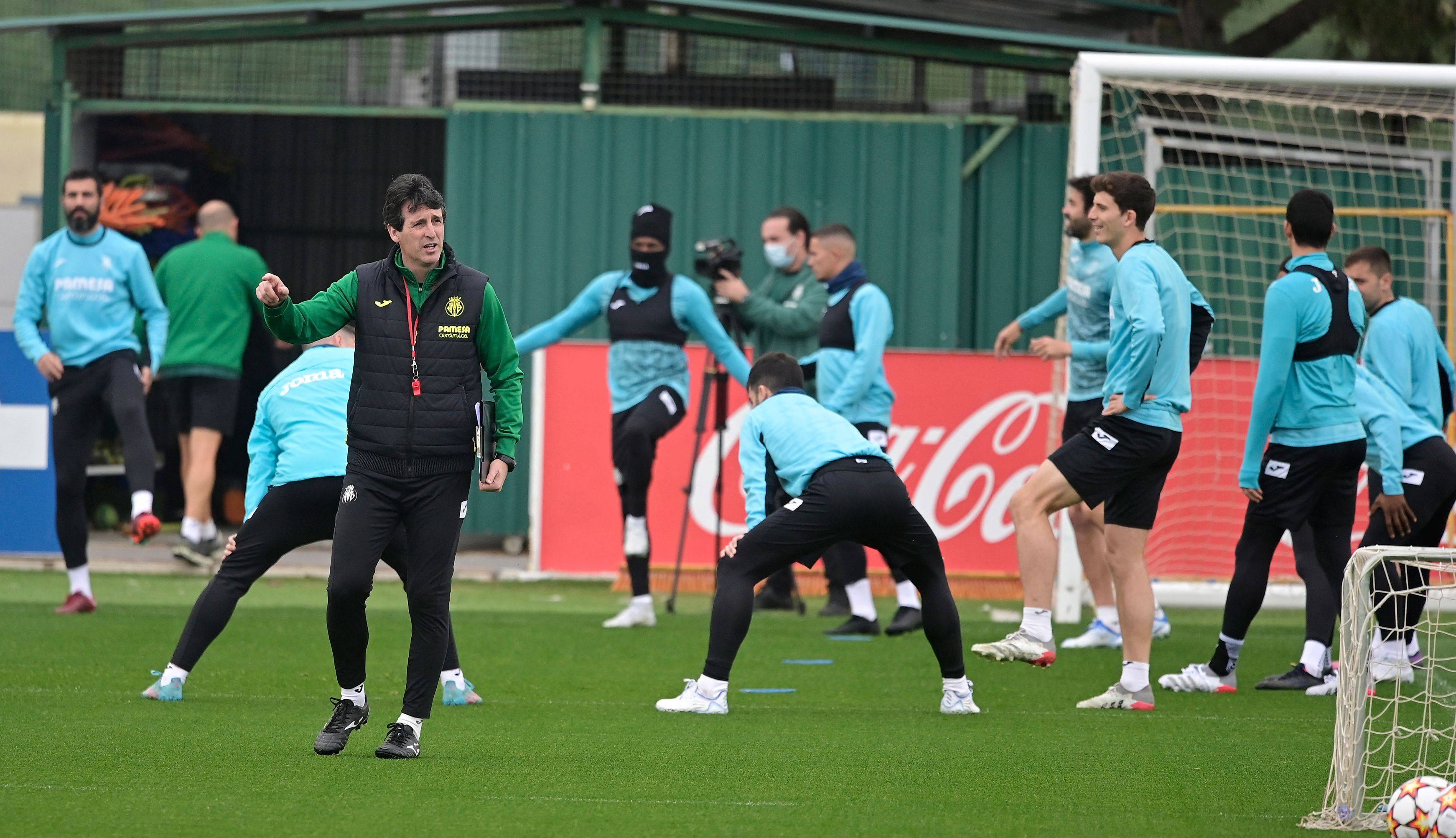 问鼎-里程碑夜比利亚雷亚尔单刀错失，CBA季后赛赛后刷纪录，质疑声仍在，赛季目标并未改变的简单介绍