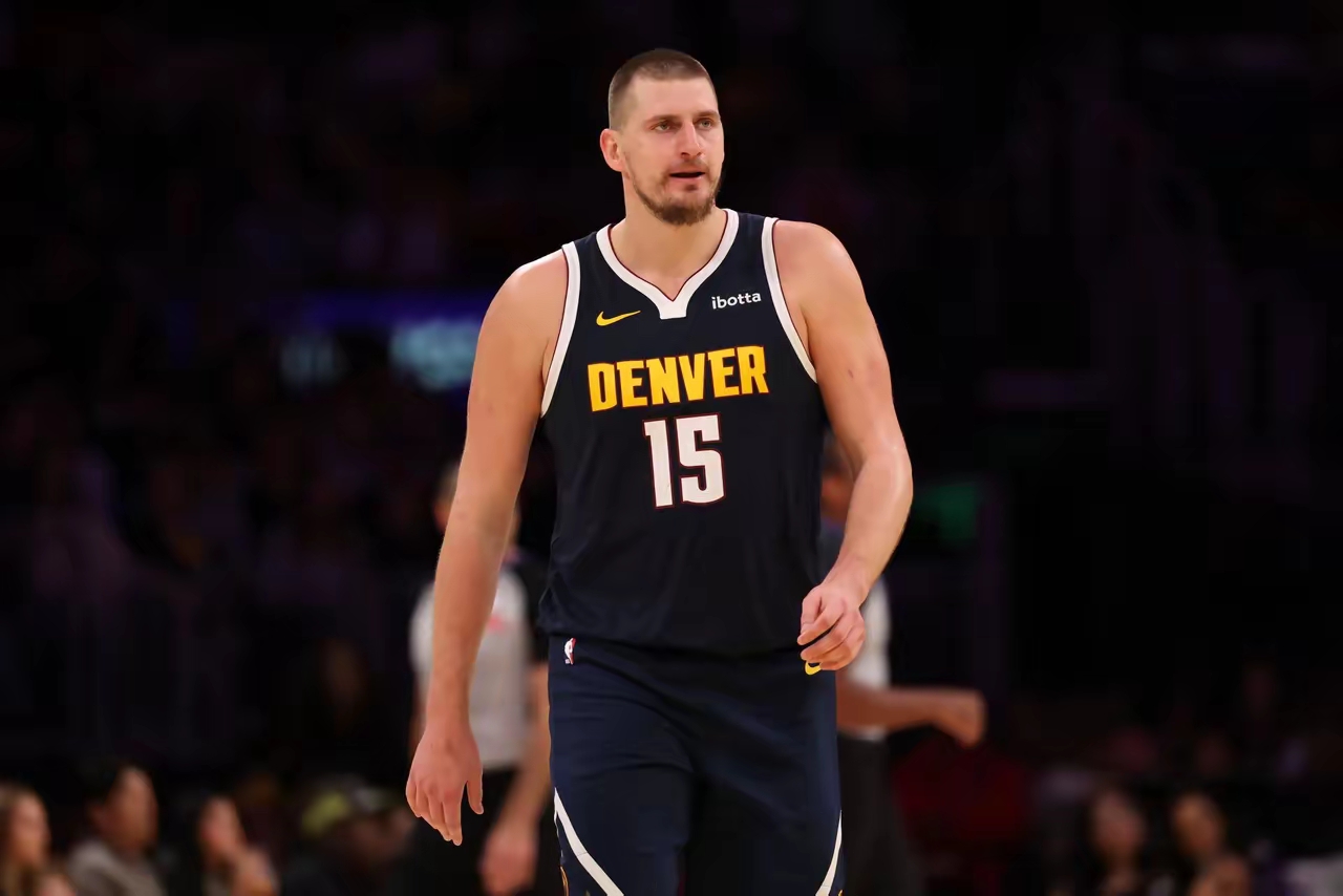 问鼎娱乐-包含穆雷连续五场比赛得分超过大胜，公牛挑战极限！的词条