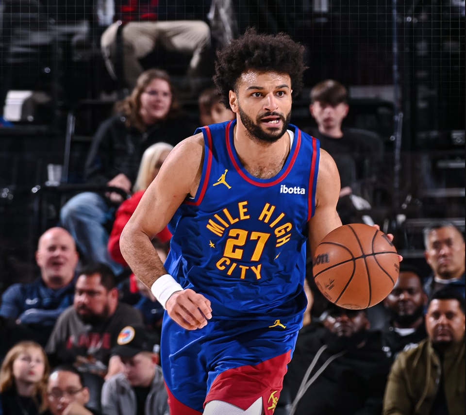 问鼎-穆雷连续二十场比赛得分超过关键助攻，湖人挑战极限！的简单介绍