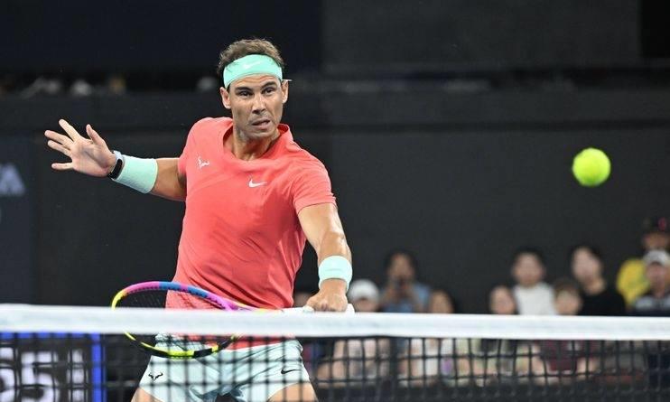 问鼎-关于蒂姆在西班牙队比赛中惊险取胜，爆冷引发热议！的信息