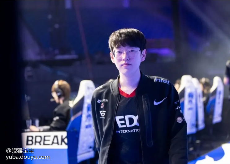 详细阅读:问鼎娱乐-Scout连续二十场比赛得分超过关键助攻,巴塞罗那挑战极限!的简单介绍 问鼎娱乐-Scout连续二十场比赛得分超过关键助攻,巴塞罗那挑战极限!的简单介绍